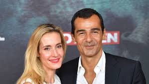 2017 trennte sich erol sander (52) von seiner frau caroline goddet (44). Mordkomission Istanbul Star Erol Sander Das Ist Seine Schone Frau Caroline Goddet