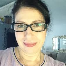 Laura Suhm's Instagram, Twitter & Facebook