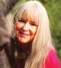 Vicki Covington's Instagram, Twitter & Facebook