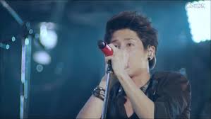 Ver más ideas sobre one ok rock, rock japones, logos blanco y negro. Taka One Ok Rock Mighty Long Fall Live At Yokohama Stadium Oh You Re So Fine å¯›
