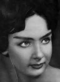 Η οφθαλμίατρος καλογεροπουλου διονυσια, με ιατρείο στη νέα ερυθραία, γεννήθηκε στα φιλιατρά μεσσηνίας από έλληνες γονείς και μεγάλωσε στην αθήνα. Kalogeropoulou Xenia 3enia Kalogeropoyloy Is Greek Actress And Playwright Beautiful Women Beautiful Actresses