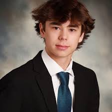 Hey My Name is Charles and I'm from Arlington Heights, IL. I'm fully  committed to Umiami for motion pictures starting in the fall. I like  playing/watching sports, listening to music, going to