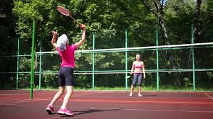 Learn the basics of tennis scoring. 6 Basic Badminton Rules That Every Beginner Should Be Aware Of Playo