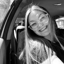 Who provides mobile dog grooming services in Manchester NH?