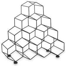 Un Porte Bouteilles Graphique Maisons Du Monde Range Bouteille Range Bouteille Cuisine Maison Du Monde