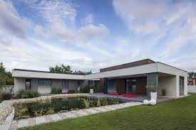 Check out here casual, polite, short sample formats with 2 weeks notice. Luxurious L Letter Shaped House With Flat Roof And Pond Constructed In Front Of The House Building Decorated By Exterior Design Building A House L Shaped House