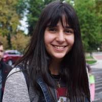 Gabriela Rojo's Instagram, Twitter & Facebook