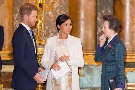 He is the younger son of prince charles and the late princess diana. Prinzessin Anne Sie Soll Prinz Harry Von Der Hochzeit Mit Meghan Abgeraten Haben Gala De