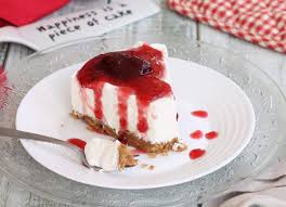 Come avrai capito io adoro la cheesecake in tutte le sue varianti: La Torta Fredda Frutti Di Bosco E Una Golosa Cheesecake Senza Cottura Preparata Senza Philadelphia Ma Con Una Fresca Crema Ricette Cibi E Bevande Ricette Dolci