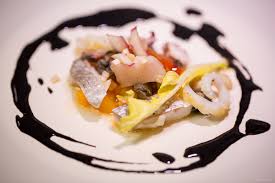 Elu par ses pairs meilleur chef cuisinier du monde, il publie la cuisine des 5 saisons, aux éditions solar. Chef Pierre Gagnaire 20 Years With 3 Guide Michelin Stars Magazine Belles Demeures