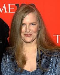 La serie se compone hasta ahora de cuatro obras: Suzanne Collins Wikipedia La Enciclopedia Libre