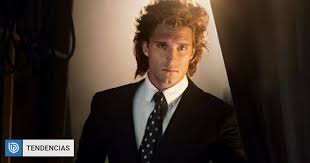 Así se dio a conocer este lunes 21 de junio en la revista tv y. Up To Six Hours Of Make Up This Is How Diego Boneta Prepared To Be Luis Miguel Again Tv And Show