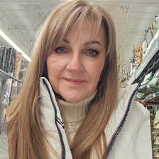 Please help us welcome Vinny Perretta to the team! He's our new Builder  Sales Executive in Boise with nine years of sales experience. Before coming  to TitleOne, Vinny played football for Boise