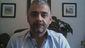 Pas de déconfinement sans le port du masque au Québec, dit un expert