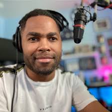 Derek Threatt's Instagram, Twitter & Facebook