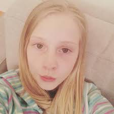 Scarlett Webb (@scarlettwebb4)