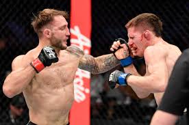 Cauliflower ear is a condition that occurs when the external portion of the ear suffers a blow, blood clot or other collection of fluid under the perichondrium. A Ufc Debutant Earned A 50k Bonus After Leaving His Opponent With A Broken Jaw And An Ear So Swollen It Looked Like It Was About To Burst Business Insider India
