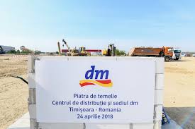 Încă ești în căutarea unui loc de muncă sau poate cauți angajați pentru firma ta? Dm Drogerie Markt InvesteÈte Din Nou In TimiÈoara Foto