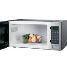 Today ge profile and ge spacemaker ovens usher in a new era of microwave innovation. Ge Profile Series 1 1 Cu Ft Mid Size Microwave Stainless Steel Pem31sfss Best Buy