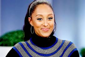 Despite her impressive performances, seashell on the masked singer was revealed to be actress tamera mowry. Tamera Mowry Leaving The Real After 7 Years As Host Statement Tvline