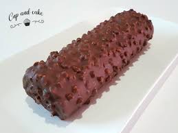 Roule Chocolat Noisette De Cyril Lignac Cup And Cake En 2020 Roule Au Chocolat Chocolat Noisette Faire Fondre Du Chocolat