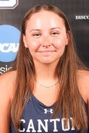 Sarah Dowless's Instagram, Twitter & Facebook