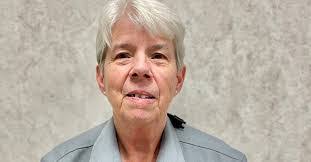 Becky Kellum's Instagram, Twitter & Facebook