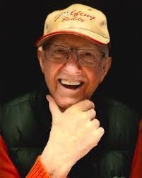 Daniel Kretschmer's Instagram, Twitter & Facebook