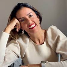 After 11 incredible years with Four Seasons Hotels and Resorts as regional  Director of Communications, I have decided to take my career into a  different direction. Exciting times ahead, will post… |