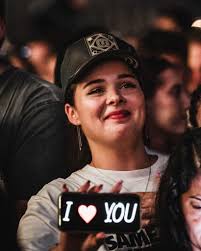 Insane night at UNTOLD 🤯 Thank you for having me Romania 🇷🇴 Last tickets  for headline shows in Tallinn and Kaunas available here 👉  https://www.ragnboneman.com/live