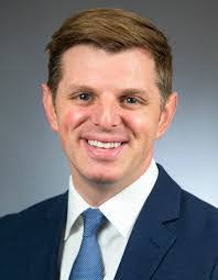 Larry Schnack's Instagram, Twitter & Facebook