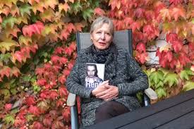 Official facebook profile of czech tennis player karolína plíšková. Karolina A Ester Pozitivni Zprava V Apokalypticke Dobe Tv Glosar Ely Novakove Krajske Listy Cz