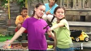 A Young Demi Lovato And Selena Gomez On Barney And Friends 2002 2004