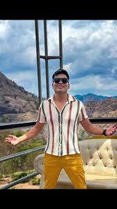 Aqui sus comentarios bonitos para el guapo de Omar🕺#CapCut @omarvivas90  #viralvideo