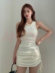 Tuyển chọn 999 mẫu váy ôm body được yêu thích nhất!