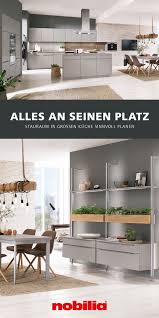 Grosse Kuche Viel Stauraum In 2020 Grosse Kuche Haus Deko Moderne Kuche