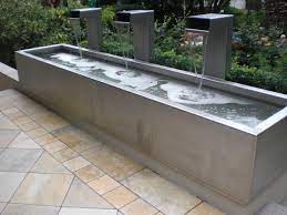 Hallo zusammen, ich plane mir auf der terasse ein kleines edelstahlbecken einzubauen, welches mit einem wasserfall gespeist wird. Grosses Edelstahl Wasserbecken Fur Die Terrasse Gartenleuchten De