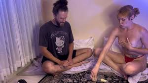 Sex partner decided by bottle spin Porno Videoları | xHamster