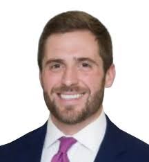 Steven Fang's Instagram, Twitter & Facebook