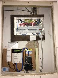 Yes, it does, but it's not really set up for the use of accessories, or farkles, as they're often called. Case Study Installation Of Kitchen Under Lights Bathroom Spot Lights Replacement Fuse Box Pme