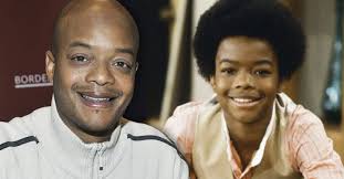 They were dating for 4 months after. Todd Bridges Real Mom Was In A Popular Episode Of Good Times See Who
