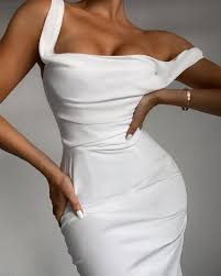 House Of Cb On Instagram The Micaela Corset Dress Also Available In Satin Blush S In 2020 Fitted Dress Classy Womens Fashion Dresses Party Women S Fashion Dresses