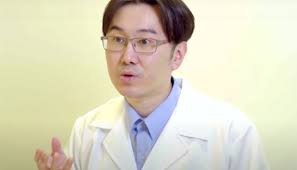May 26, 2021 · 蘇一峰說，老人家肺部功能較差，血氧濃度比年輕人低，假使生病容易出現低血氧猝死，更需積極監測，建議一天起碼要量三次，觀察血氧濃度多少. Article Volvo Cars