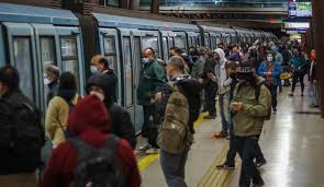 De 20.00 a 06.00 hrs. Metro De Santiago Anuncia Modificacion En Sus Horarios Tras Extension De Toque De Queda