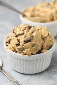 Coffee hazelnut ice cream at top with cinnamon coffee and hazelnut come together to create this tasty ice cream. No Churn Coffee Ice Cream Marsha S Baking Addiction