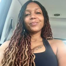 THE DRAMA, Boston MA/USA, November 7th 2024: Zendaya and Robert Pattinson  filming a near-accident scene. Source: favs pop culture TikTok