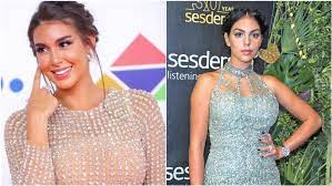 فقد نشرت مجلة بيبول قائمة بأجمل الملكات اللواتي فزن بلقب. Ù„Ø§Ø­Ø¸ÙˆØ§ Ø§Ù„Ø´Ø¨Ù‡ Ø¨ÙŠÙ† Ø§Ø·Ù„Ø§Ù„Ø§Øª ÙŠØ§Ø³Ù…ÙŠÙ† ØµØ¨Ø±ÙŠ ÙˆØ¬ÙˆØ±Ø¬ÙŠÙ†Ø§ Ø±ÙˆÙ†Ø§Ù„Ø¯Ùˆ Ù…Ø¬Ù„Ø© Ø§Ù„Ø¬Ù…ÙŠÙ„Ø©