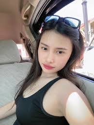 Carmella Best's Instagram, Twitter & Facebook