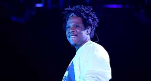 This cool cut differentiates between long and short with an arced step as well as lighter hair color. Jay Z Hairstyle New Hairstyle New Haircut Cool And Best