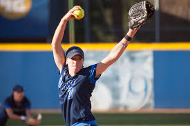 Tres espadas et hunas cardas. Ally Carda Eases Team S Burden With Dominant Hitting Pitching Daily Bruin